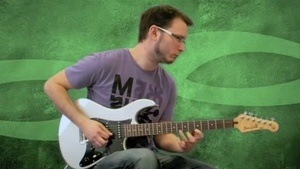 Online Guitar Lessons - Playing Out - Side Stepping (Examp...